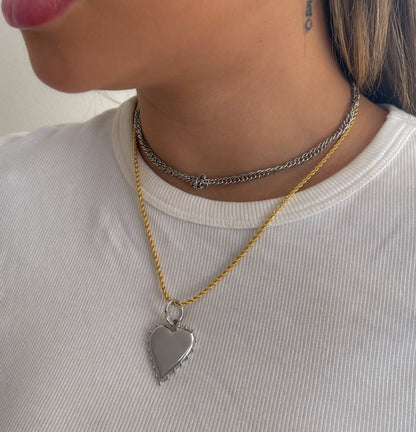 Choker Entrelaçada (edição Limitada)